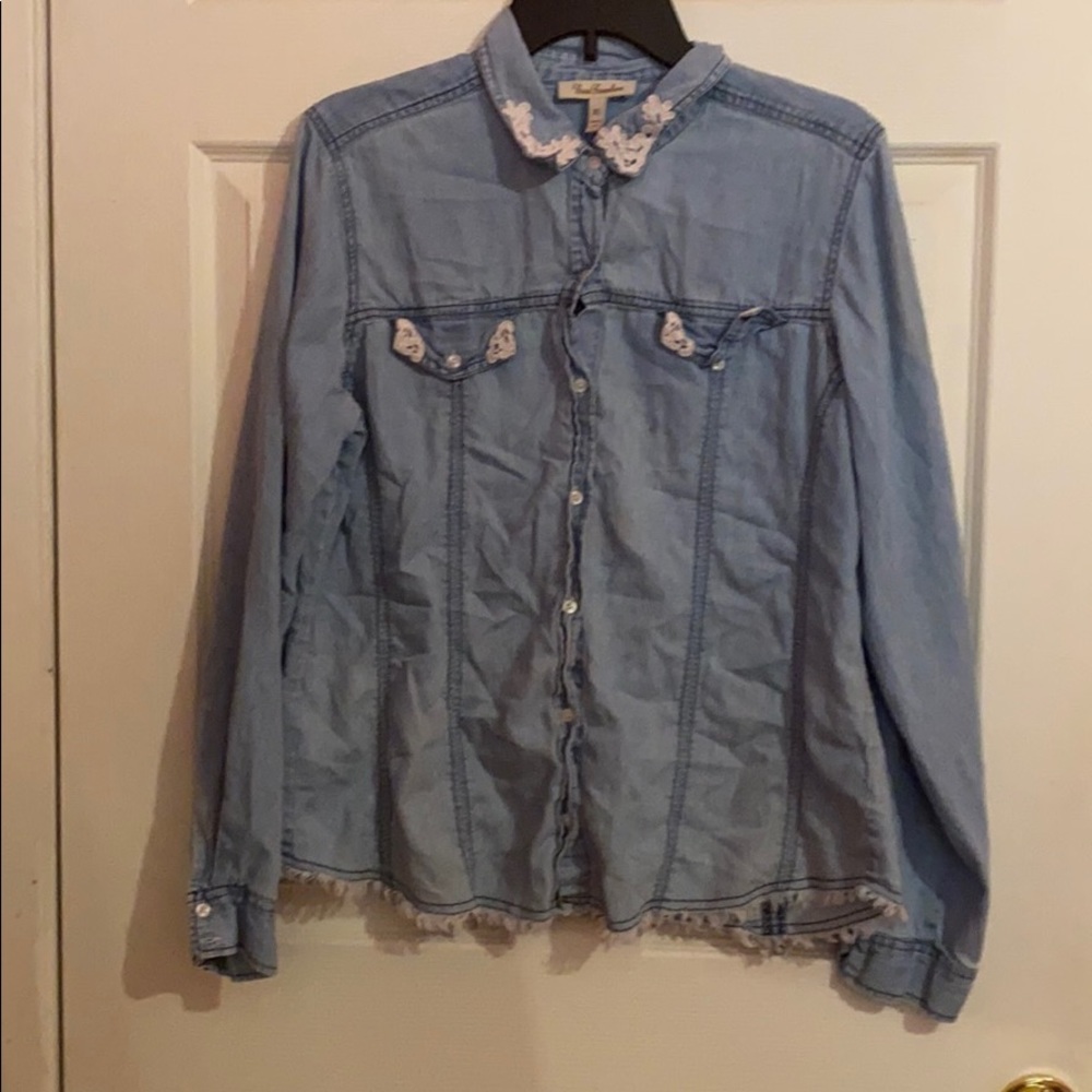 Blue Jean/Chambray Shirt